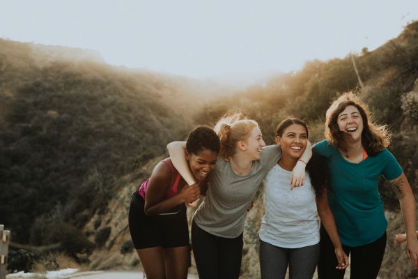 How You Can Make Friends While Travelling Alone?
